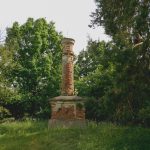 Мемарыяльная калона ў вёсцы Асошнікі Мемарыяльная калона ў вёсцы Асошнікі