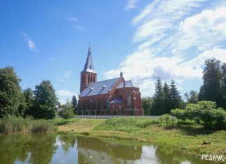 Неагатычны касцёл у Альковічах Касцёл Дабравешчання Найсвяцейшай Дзевы Марыі, вёска Альковічы