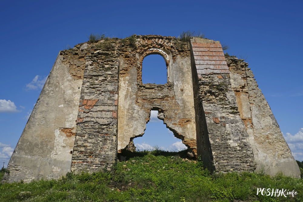Руіны капліцы Нонхартаў у вёсцы Гайцюнішкі