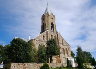 Неагатычны касцёл Святога Георгія ў Асава Неагатычны касцёл Святога Георгія ў Асава