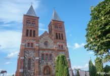 Касцёл Божага Цела ў вёсцы Іказнь Касцёл Божага Цела ў вёсцы Іказнь