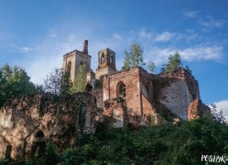 Руіны касцёла Святой Веранікі і кляштара ў вёсцы Селішча Руіны касцёла Святой Веранікі і кляштара ў вёсцы Селішча