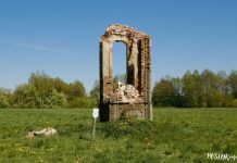 Ручыца: маёнтак Агінскіх “Ганута” і падвесны масток Ручыца: маёнтак Агінскіх "Ганута" і падвесны масток