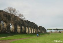 Руіны старажытнарымскага акведука Аква-Клаўдзія Руіны старажытнарымскага акведука Аква-Клаўдзія