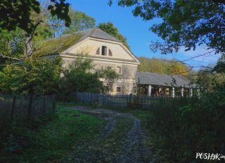 Стары свіран Грабоўскіх у Таўкачэвічах Сядзіба Грабоўскіх у Таўкачэвічах