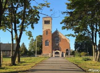 Касцёл Сэрца Езуса ў пасёлку Школьны (Хатава) Касцёл Сэрца Езуса ў пасёлку Школьны