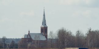 Неагатычны касцёл у вёсцы Каменка Неагатычны касцёл у вёсцы Каменка