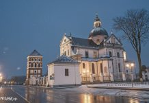 Фарны касцёл Божага Цела ў Нясвіжы Касцёл у Нясвіжы