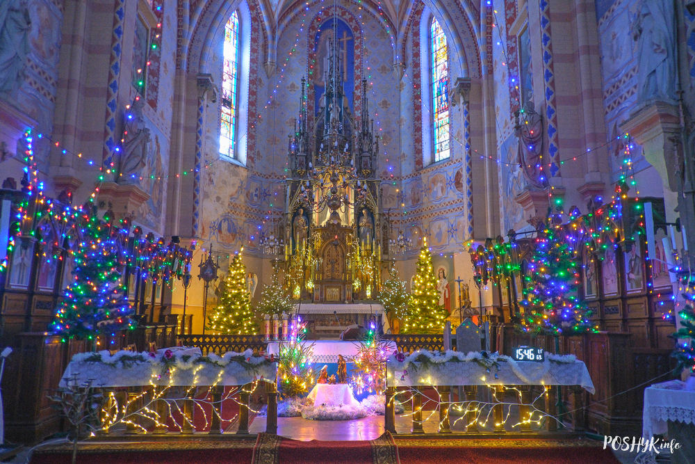 Алтар касцёла ў Старых Васілішках