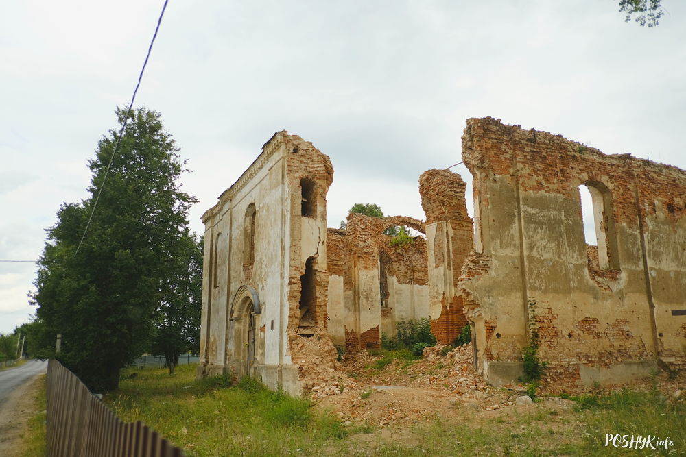 Зембін касцёл фота і апісанне