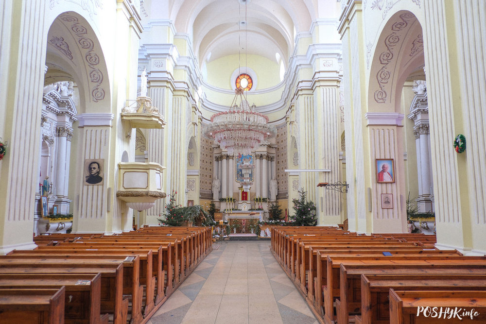 Як выглядае касцёл у Параф'янава