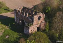 Руіны храма у мястэчку Наваспаск Руіны Спаса-Праабражэнская царква ў вёсцы Наваспаск