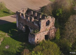 Руіны храма у мястэчку Наваспаск Руіны Спаса-Праабражэнская царква ў вёсцы Наваспаск