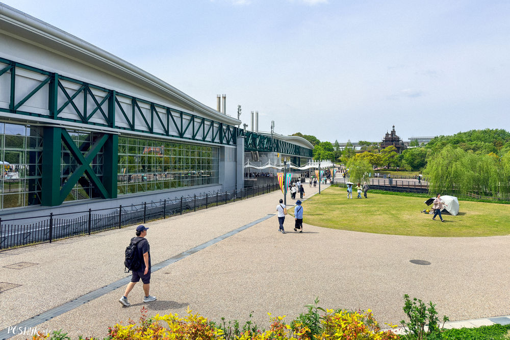 Ghibli’s Grand Warehouse Park