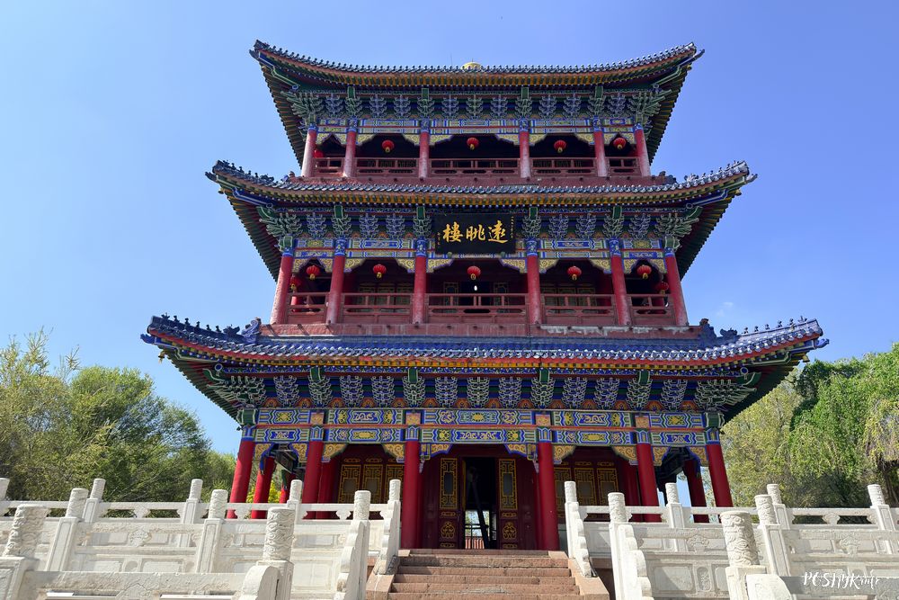 Урумчы Юаньцяа (Yuantiao Tower) Храм ва Урумчы