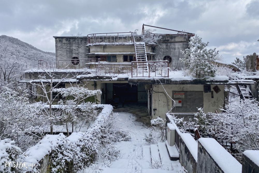 Abandoned hotel Kobe