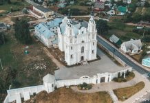 Касцёл і кляштар францысканцаў у Івянцы Касцёл у Івянцы